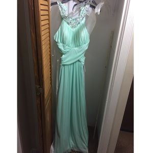 Mint green sleeves dress